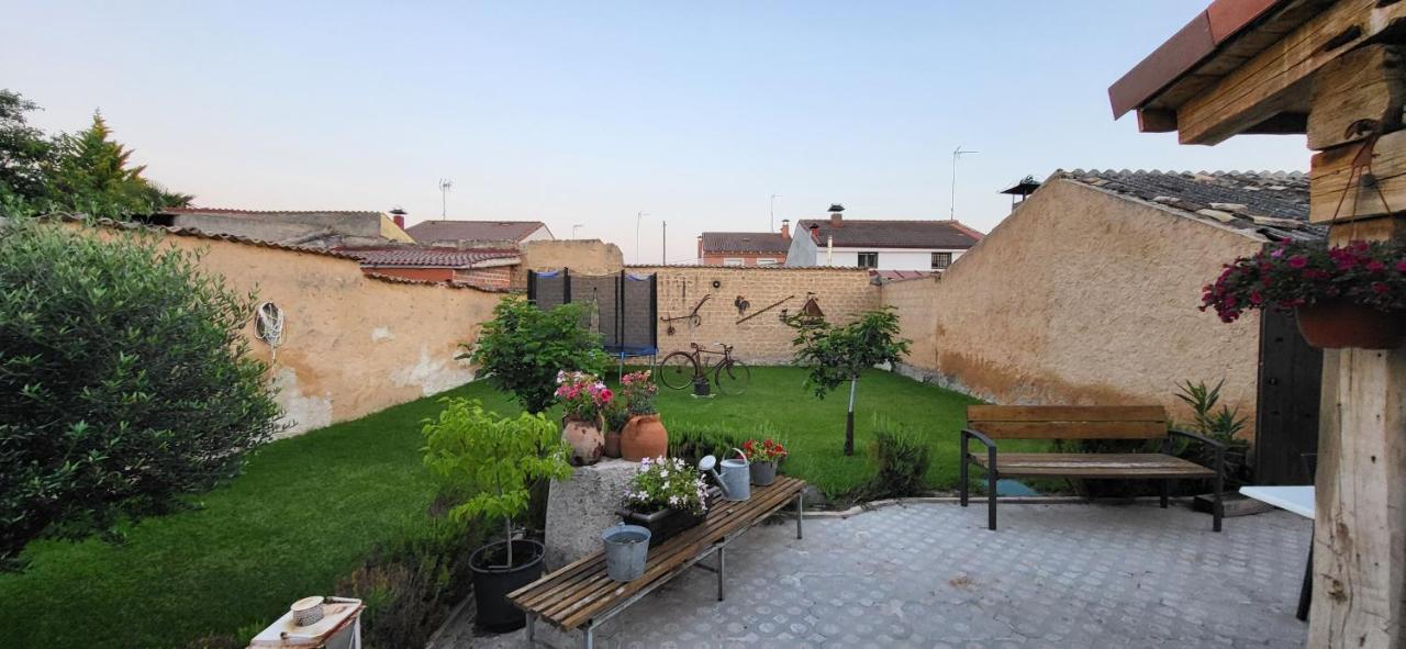 Casa Rural Zacarias Sardon De Duero Exterior photo